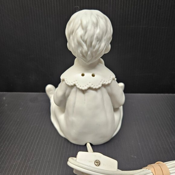 Goebel White Matte Porcelain Reading Boy and Teddy Bear Night Light - Picture 4 of 6